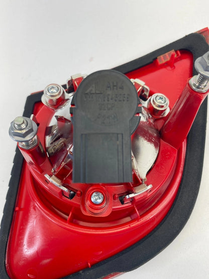 06-10 VOLKSWAGEN PASSAT SEDAN RIGHT SIDE TAIL LIGHT INNER TAILLIGHT 3C5945094E