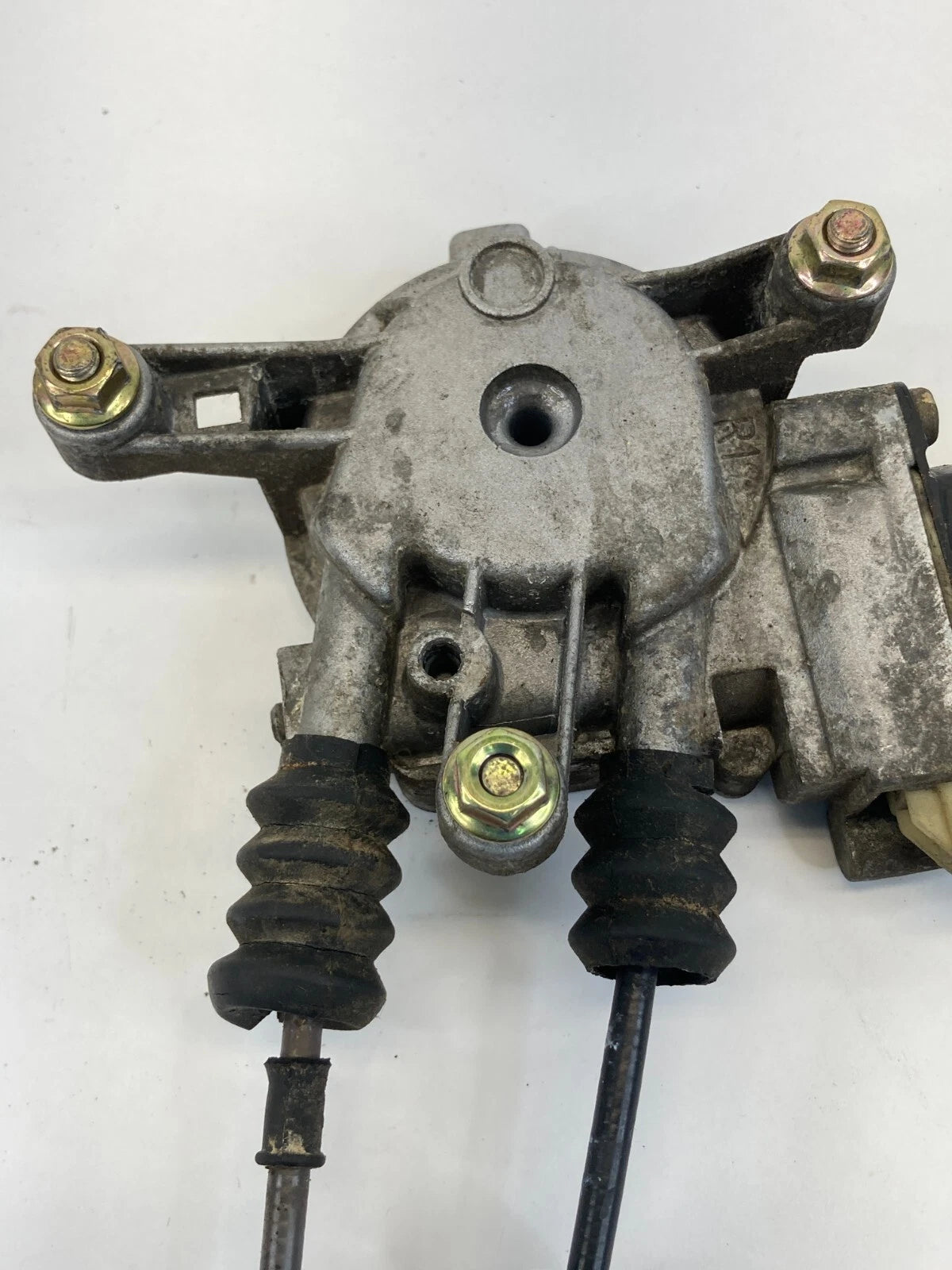 1998 1999 2000 HYUNDAI ELANTRA SEDAN REAR RIGHT SIDE POWER DOOR WINDOW MOTOR OEM