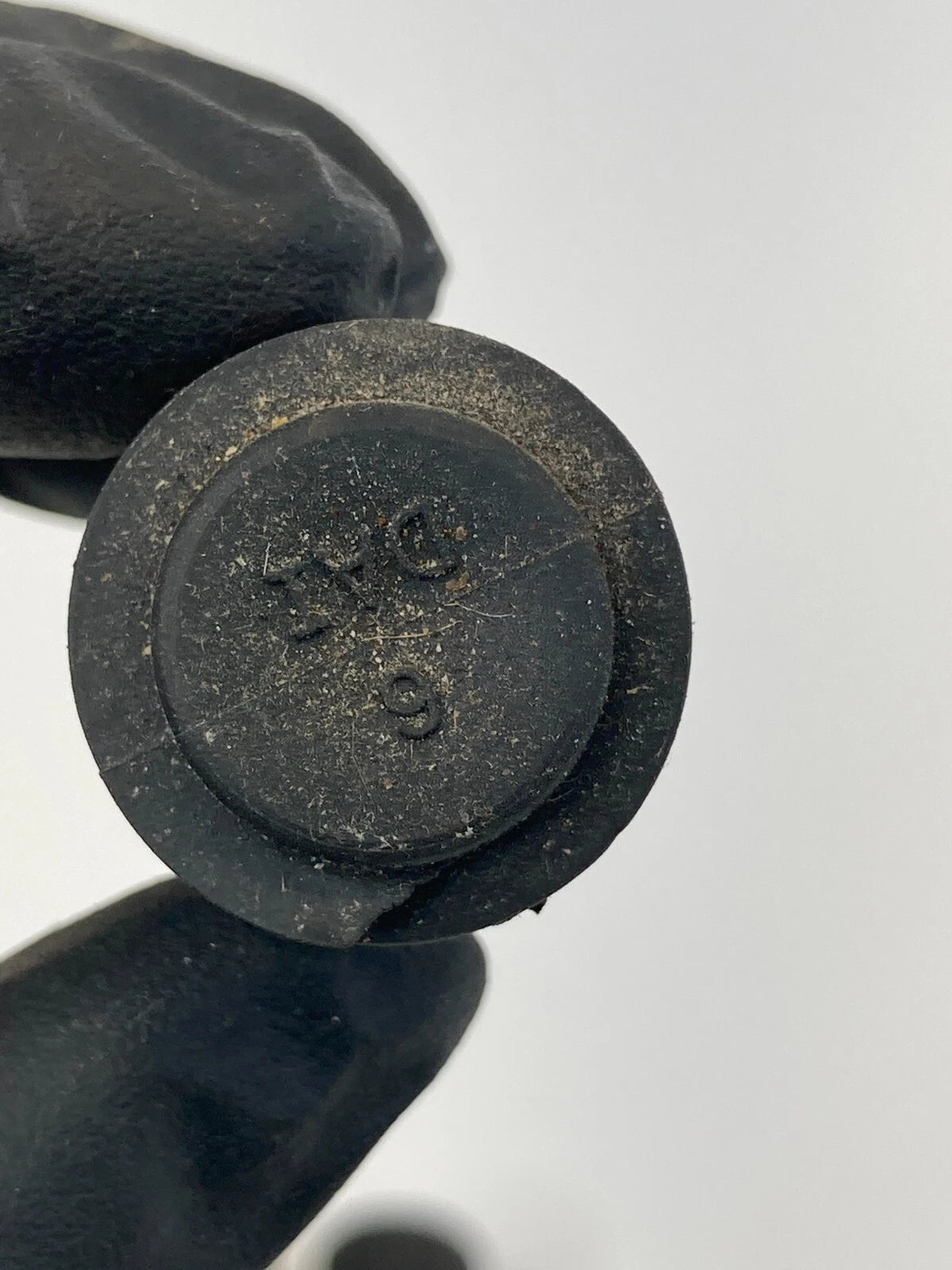 01-16 HYUNDAI ELANTRA FRONT HOOD RUBBER CUSHION BUFFER STOPPER BUMPER SET OEM