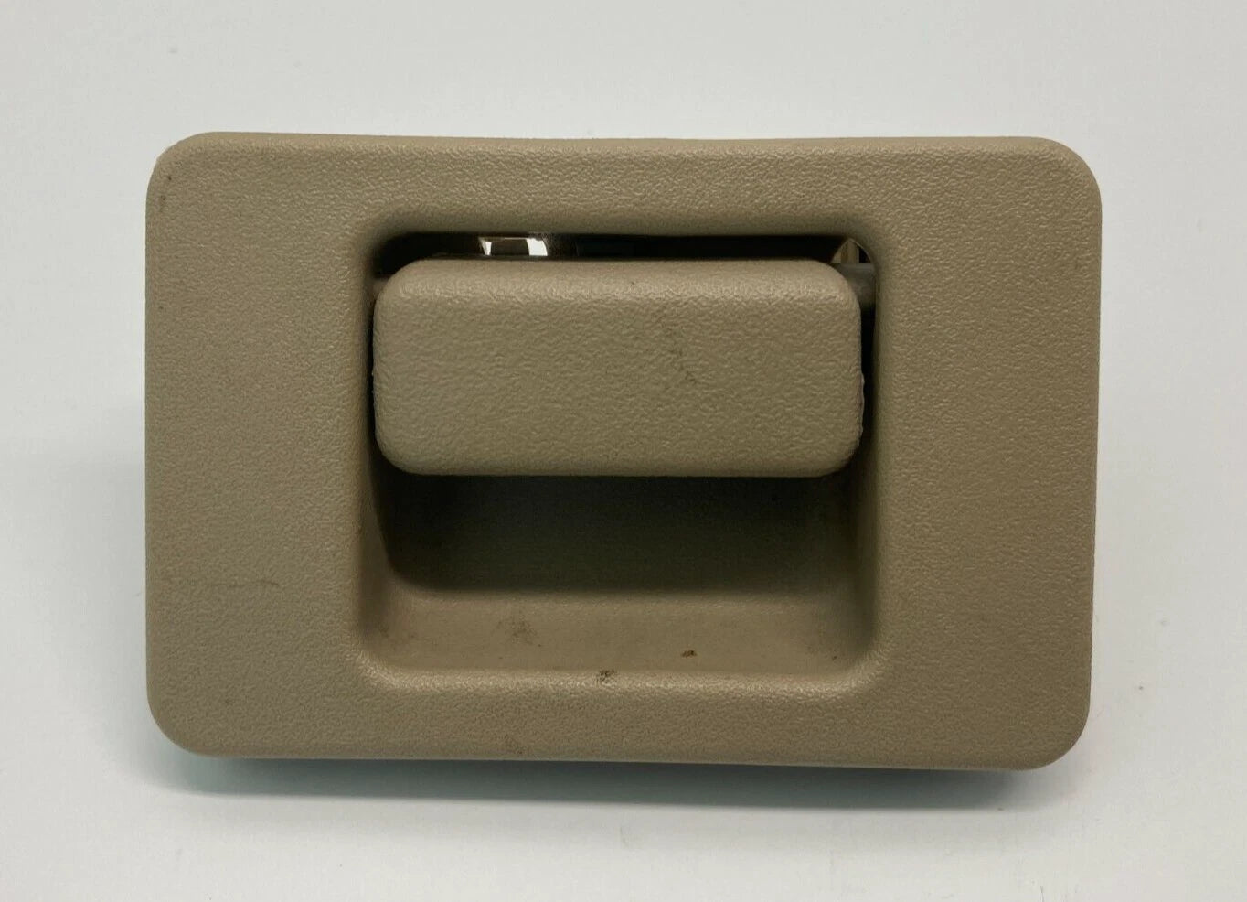 2008-2012 FORD ESCAPE GLOVE BOX LOCK LATCH HANDLE RELEASE YL2A1006004AAW OEM