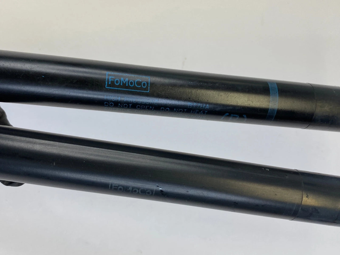 2007-2014 FORD EDGE TRUNK LIFT SUPPORT STRUTS CYLINDER SHOCK PAIR SET LH RH OEM