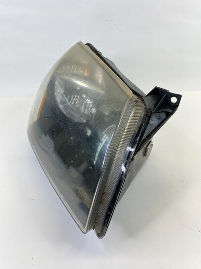 2005 2006 2007 Dodge Magnum Right Passenger Headlight Headlamp Assembly