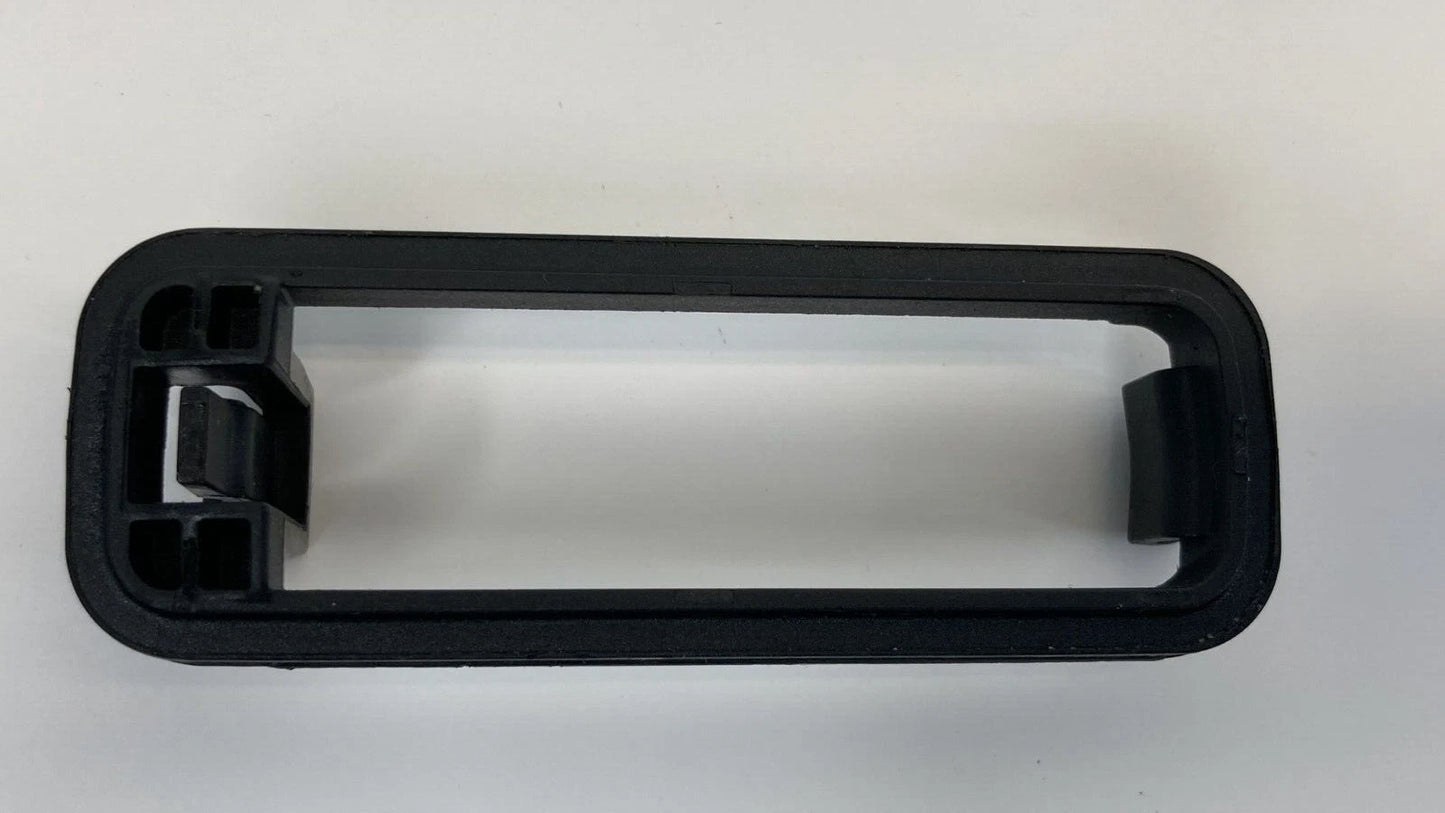 2015 15 CHEVROLET MALIBU DOOR HARNESS WIRING COVER CAP TRIM OEM