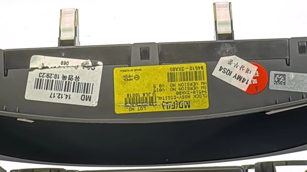 14-16 HYUNDAI ELANTRA CENTER DASH RADIO TRIM CLOCK BEZEL PANEL 94510-3XAA0 OEM