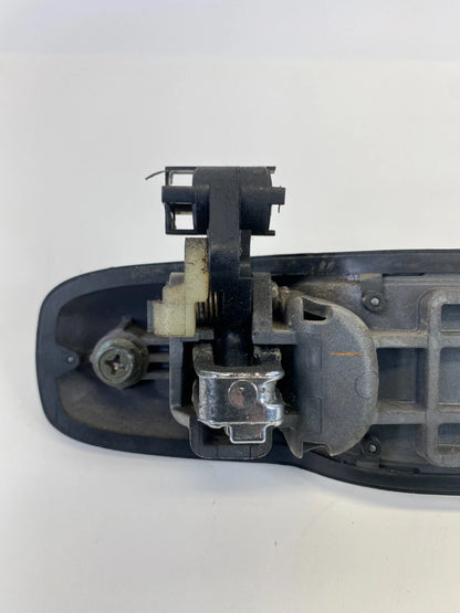 2003-2006 SUZUKI XL-7 REAR LEFT SIDE EXTERIOR DOOR HANDLE 82820-65D10 OEM