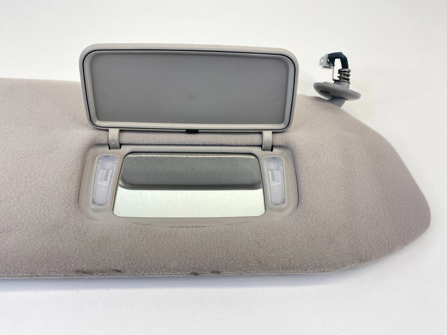 1999-2004 HONDA ODYSSEY RIGHT PASSENGER SIDE SUNVISOR SUN VISOR W ILLUMINATION