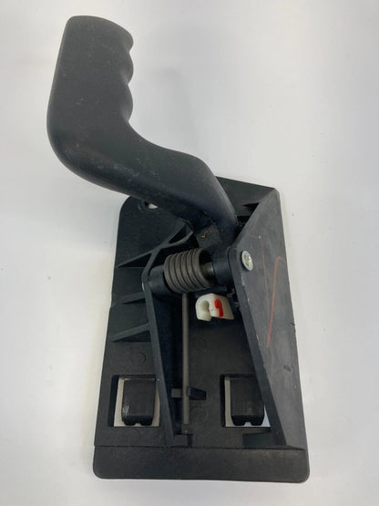 2002-2006 CHEVROLET AVALANCHE 1500 REAR LEFT SIDE INTERIOR DOOR HANDLE OEM