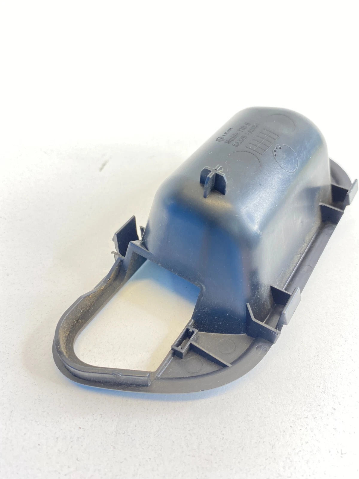 2005-2008 CHRYSLER CROSSFIRE FRONT LEFT DRIVER SIDE INNER DOOR HANDLE TRIM COVER