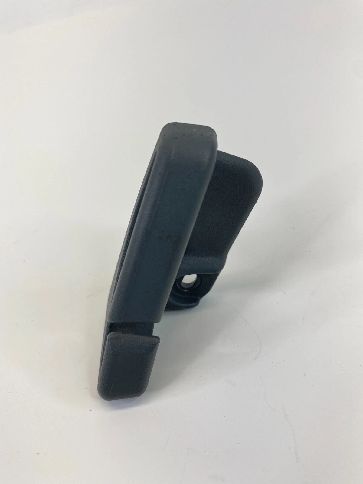 2011-2016 HYUNDAI ELANTRA REAR SEAT HEADREST HEAD REST GUIDE SLEEVE L0263160 OEM