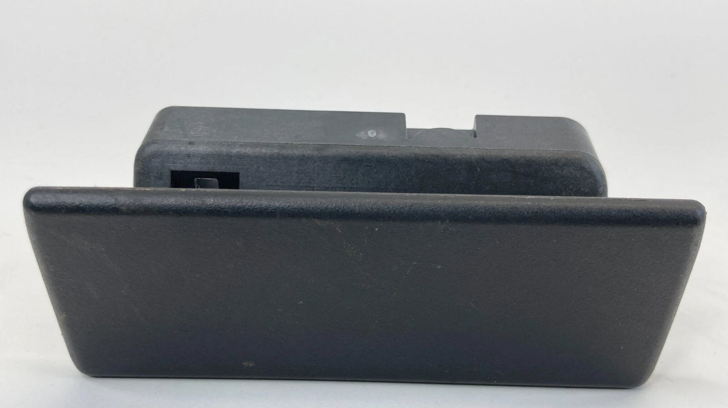 2007-2017 JEEP PATRIOT COMPASS GLOVE BOX COMPARTMENT LATCH HANDLE LOCK OEM