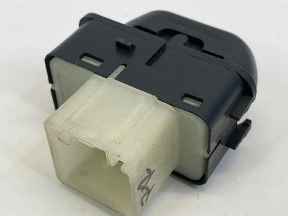 2001-2007 FORD ESCAPE REAR RIGHT PASSENGER WINDOW BUTTON SWITCH CONTROL OEM