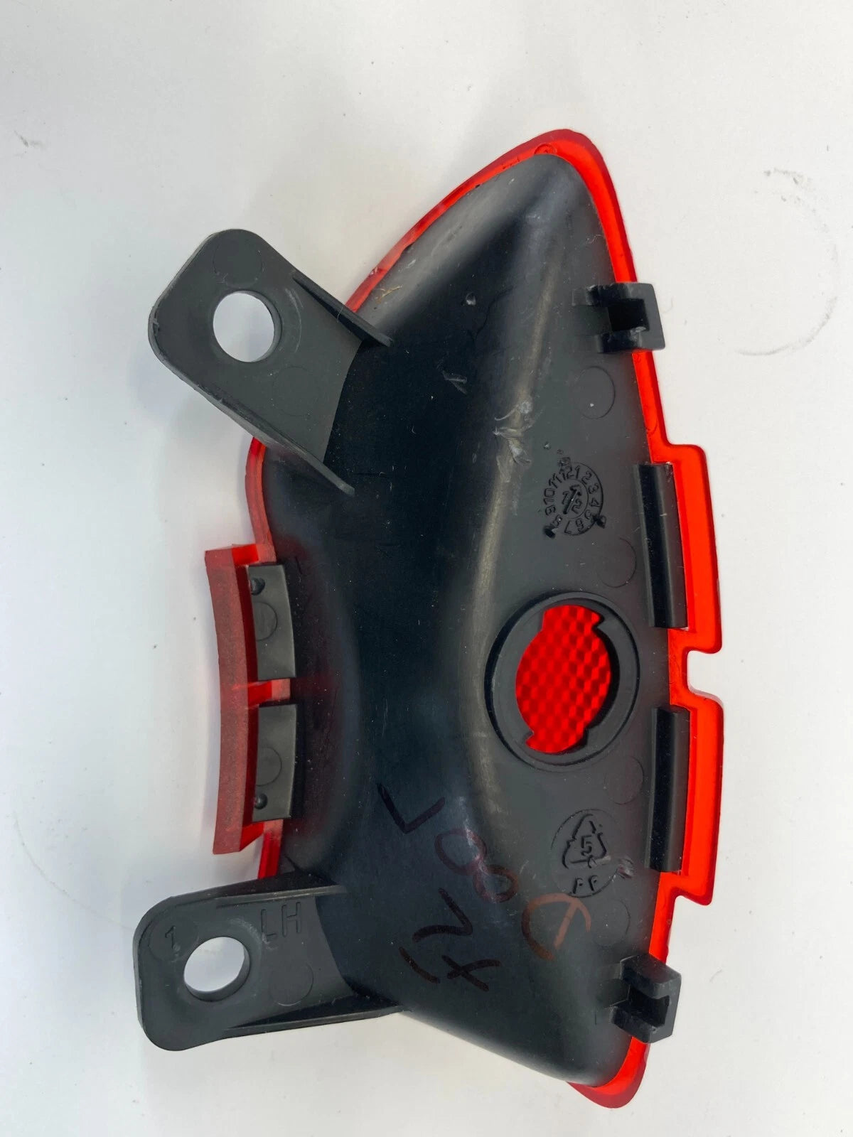 2011-2016 KIA OPTIMA FRONT LEFT DOOR LOWER INTERIOR REFLECTOR LIGHT PANEL OEM