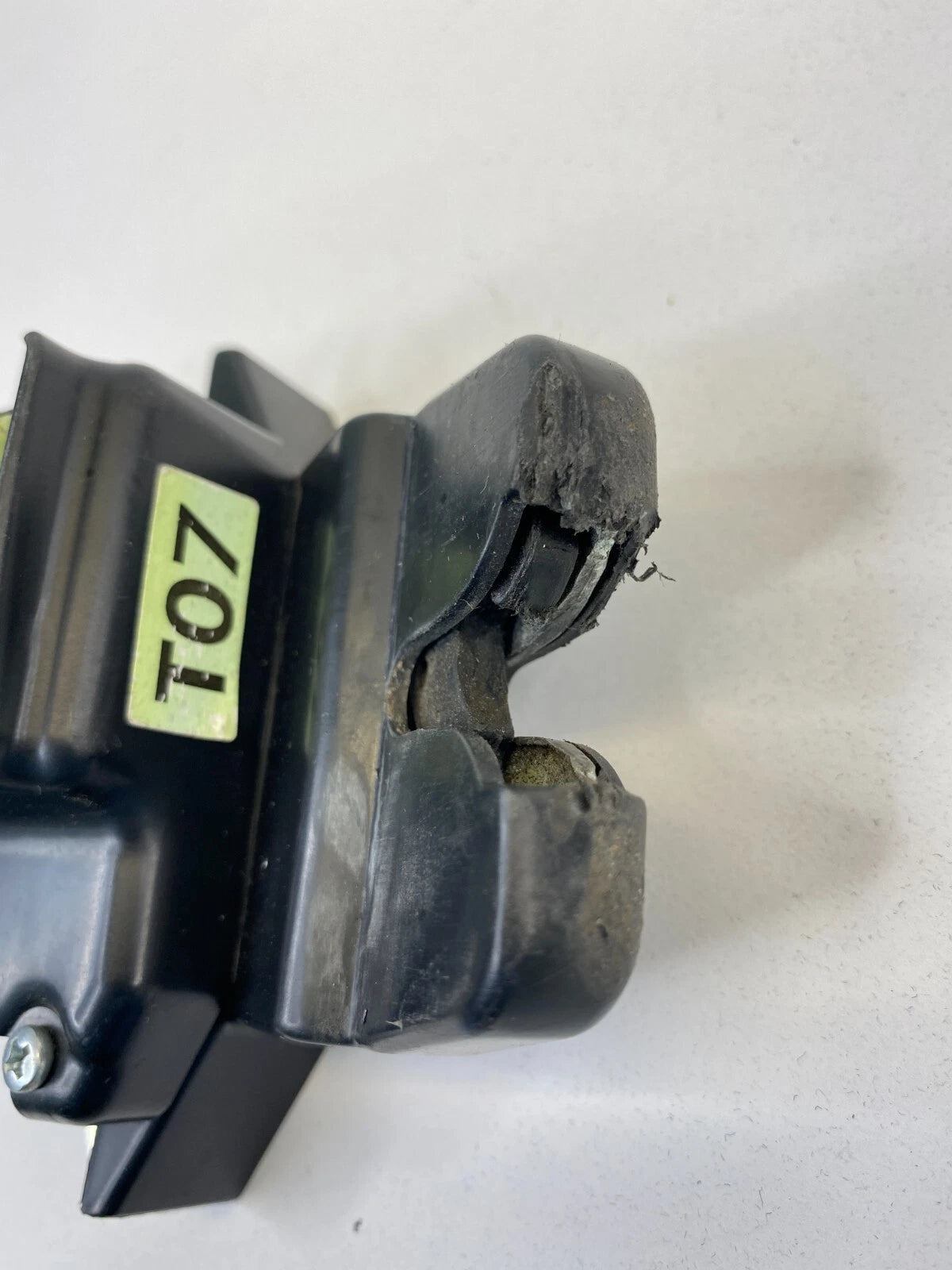 2010 2011 2012 2013 KIA FORTE REAR TRUNK LOCK LATCH ACTUATOR RELEASE OEM