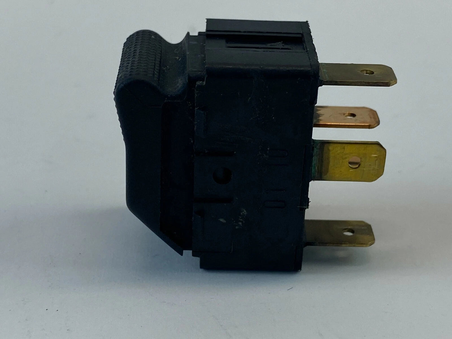 1997-2001 AUDI A4 A4 QUATTRO DOOR POWER WINDOW CONTROL SWITCH 4D0959855 OEM