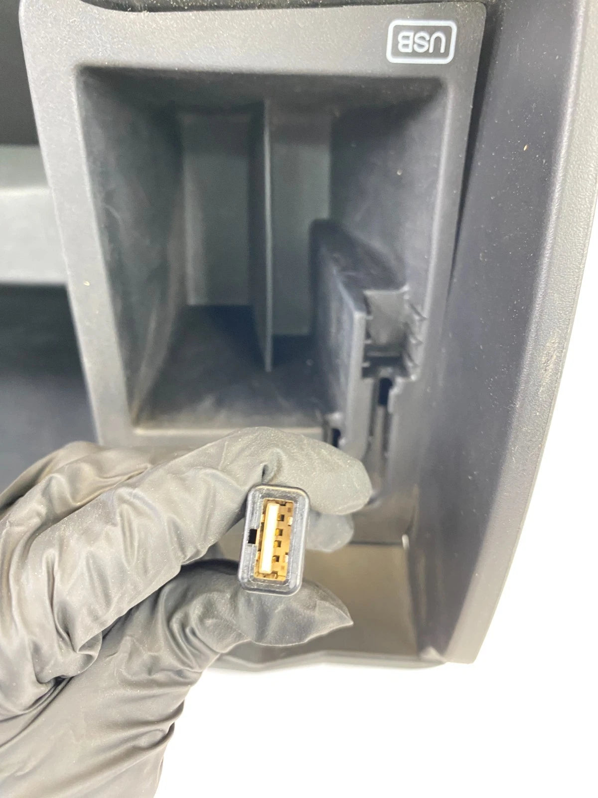 2011-2017 HONDA ODYSSEY GLOVE BOX STORAGE COMPARTMENT 77500-TK8-A110-M1 OEM