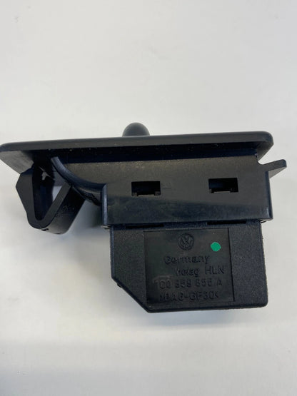 98-07 VOLKSWAGEN BEETLE FRONT RIGHT SIDE DOOR POWER WINDOW CONTROL SWITCH OEM