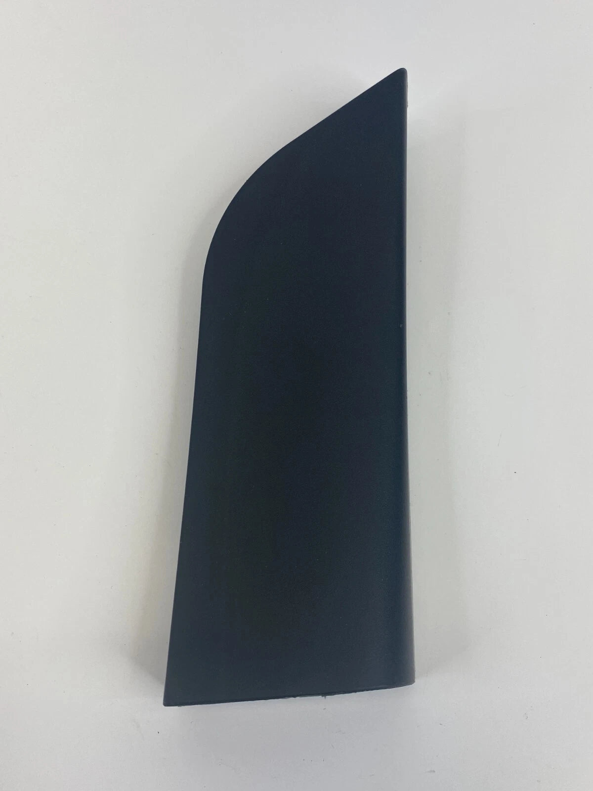 2009-2014 VOLKSWAGEN ROUTAN FRONT RIGHT SIDE INTERIOR MIRROR CORNER COVER OEM