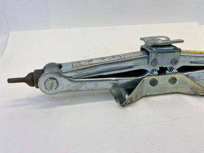 2001 2002 2003 TOYOTA RAV4 EMERGENCY SPARE TIRE JACK & TOOL KIT 09111-42030 OEM