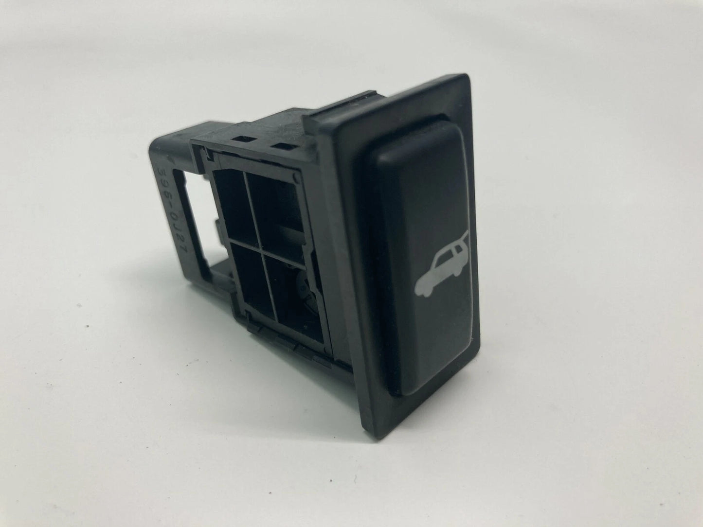 03 04 05 06 07 08 PONTIAC VIBE TRUNK RELEASE OPENER SWITCH BUTTON 153693 OEM