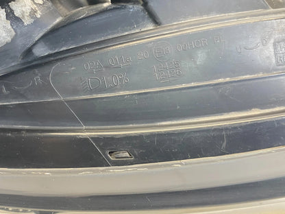 2010-2013 KIA FORTE SEDAN RIGHT PASSENGER SIDE HEADLIGHT LAMP OEM 92102-1MXXX