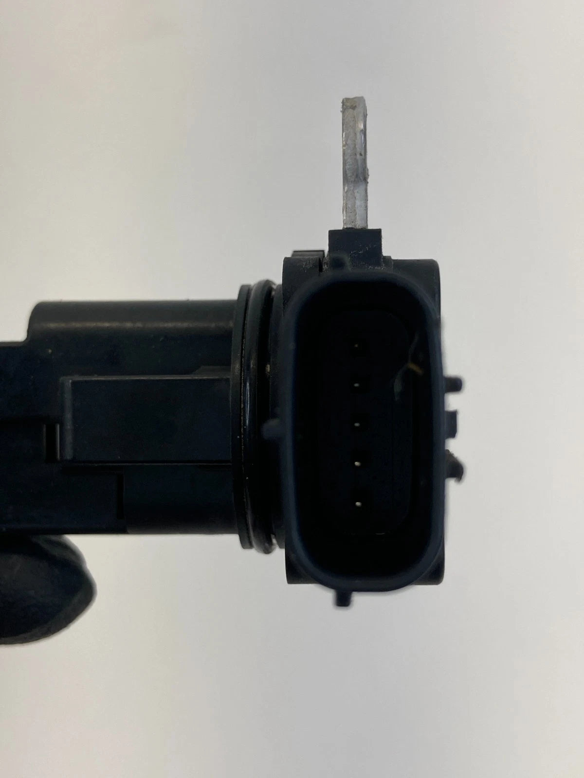 2007-2010 TOYOTA SIENNA 3.5L V6 A/T MASS AIR FLOW SENSOR METER MAF 22204-31020