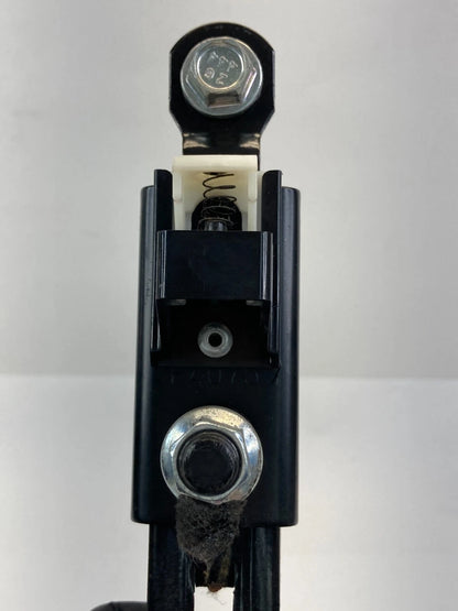2006-2010 HYUNDAI SONATA SEDAN FRONT LEFT SEAT BELT SEATBELT HEIGHT ADJUSTER OEM
