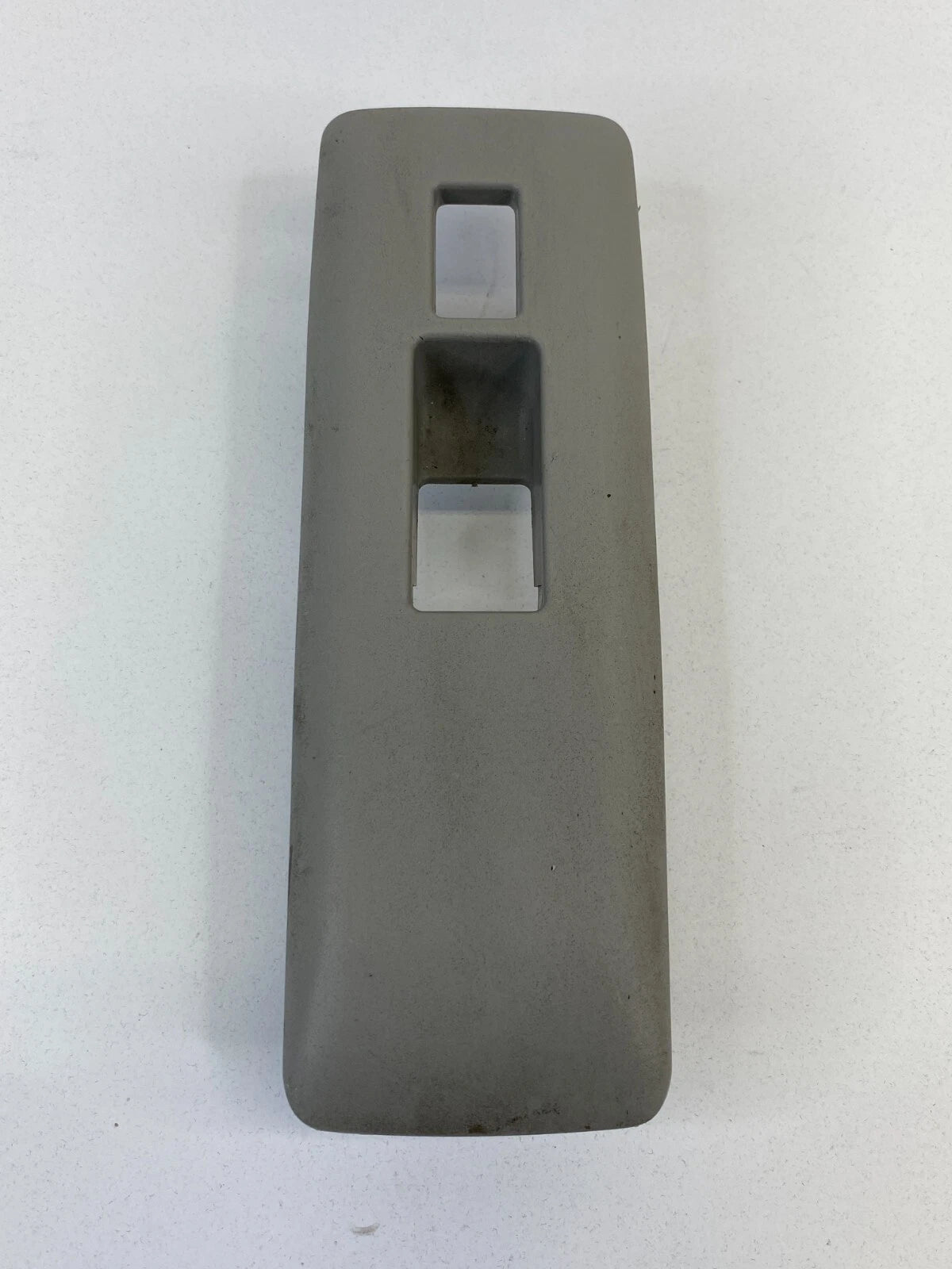 2008-2013 NISSAN ROGUE SUV 4-DR FRONT RIGHT DOOR WINDOW SWITCH BEZEL 80960-JM00A