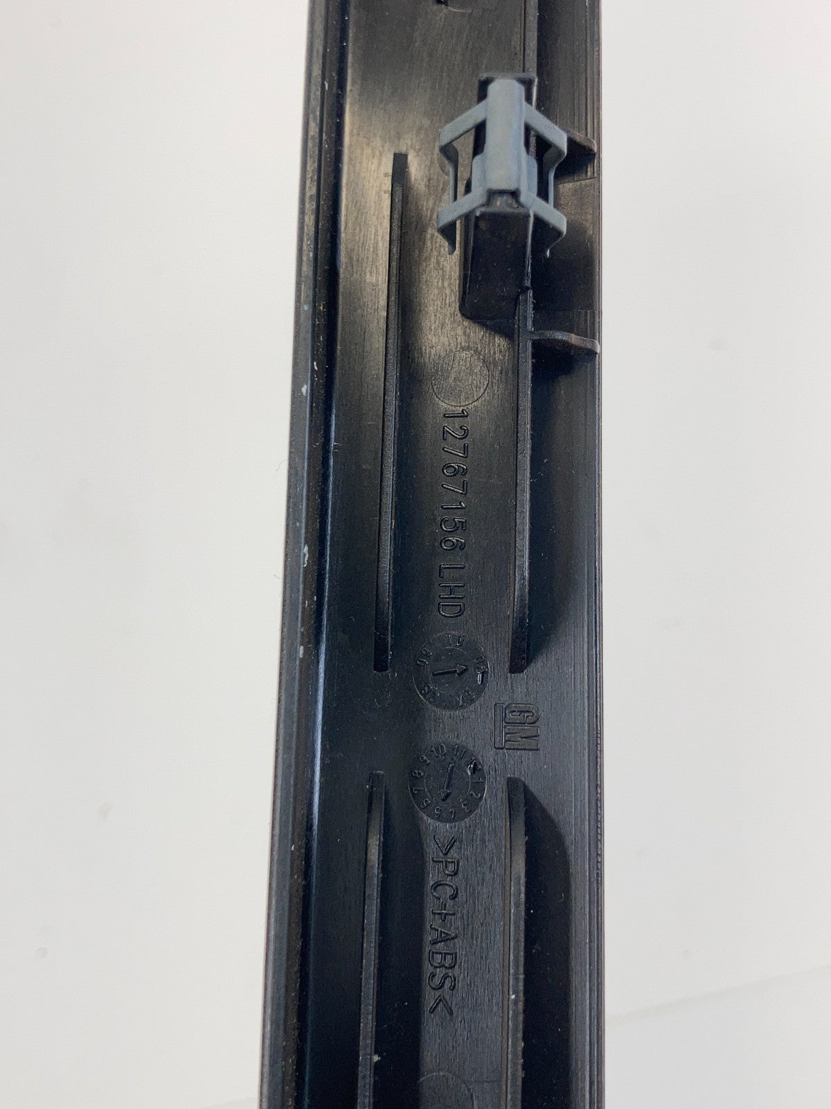 2007-2011 Saab 9-3 Sedan Dash Right Side Instrument Panel Molding Strip 12767156