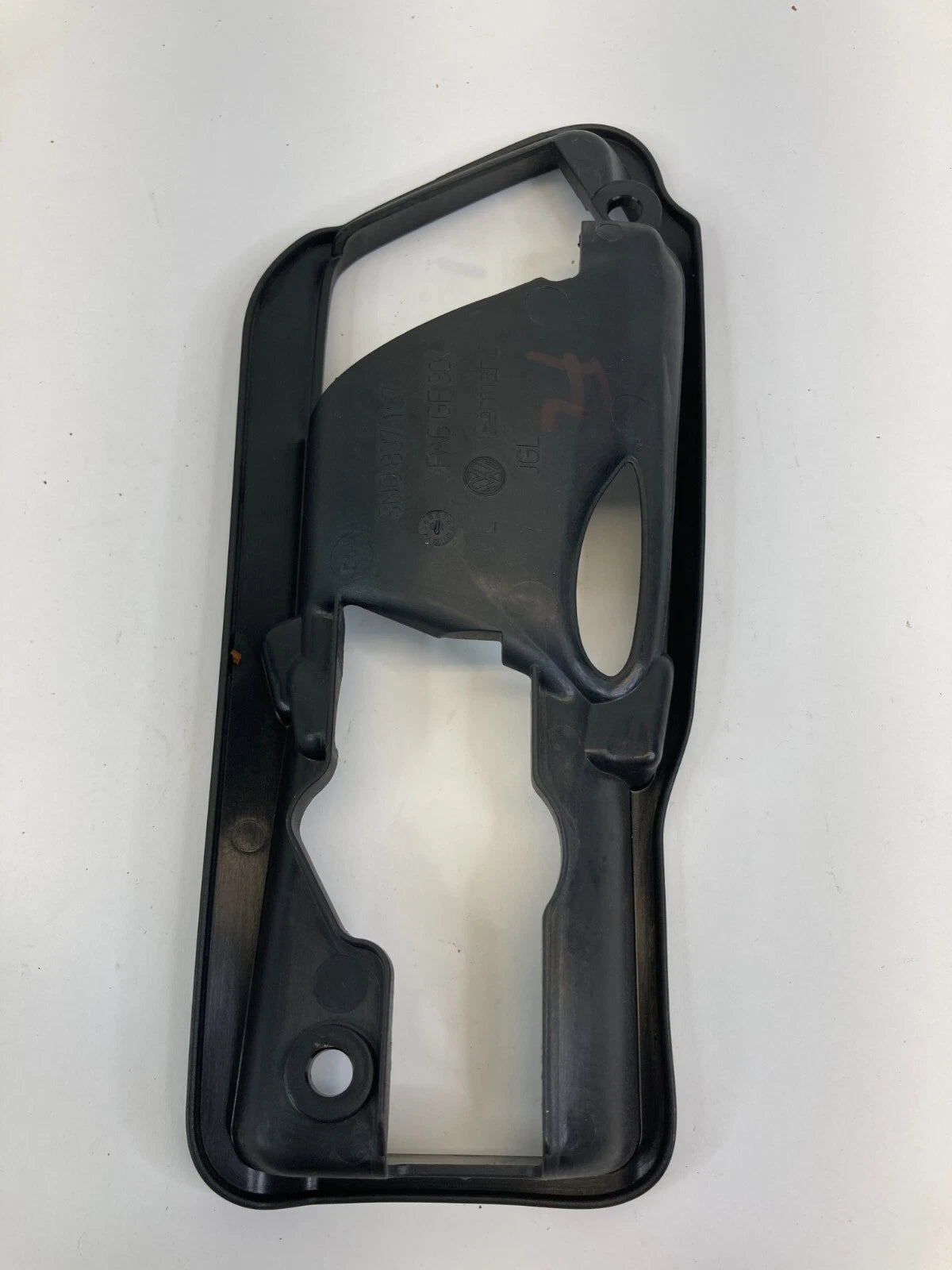 2009-2017 VOLKSWAGEN TIGUAN FRONT LEFT INTERIOR DOOR HANDLE COVER TRIM 5N0837197