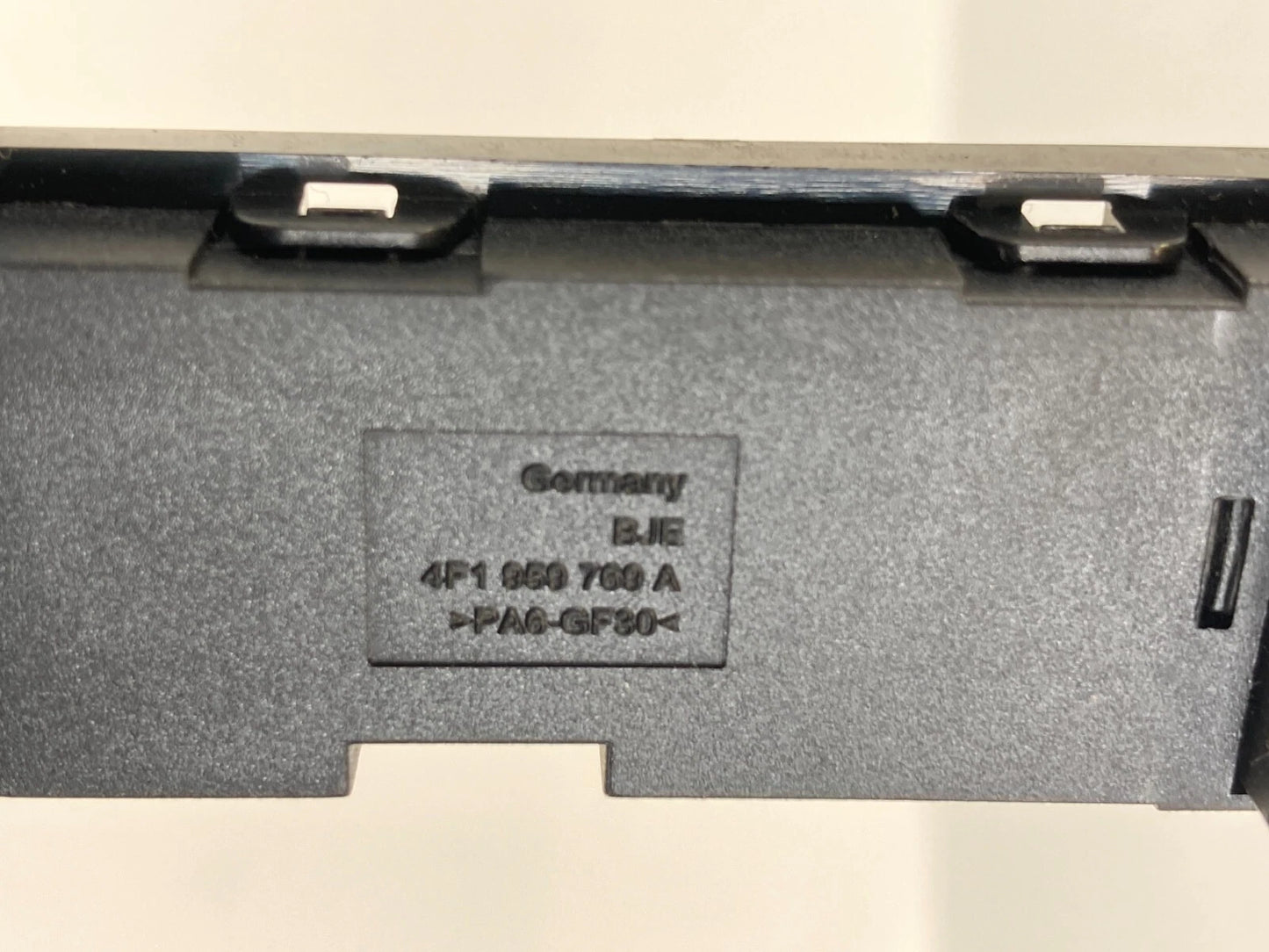 2006-2011 AUDI A6 FRONT LEFT DRIVER SIDE MEMORY SEAT CONTROL SWITCH 4F1-959-769A