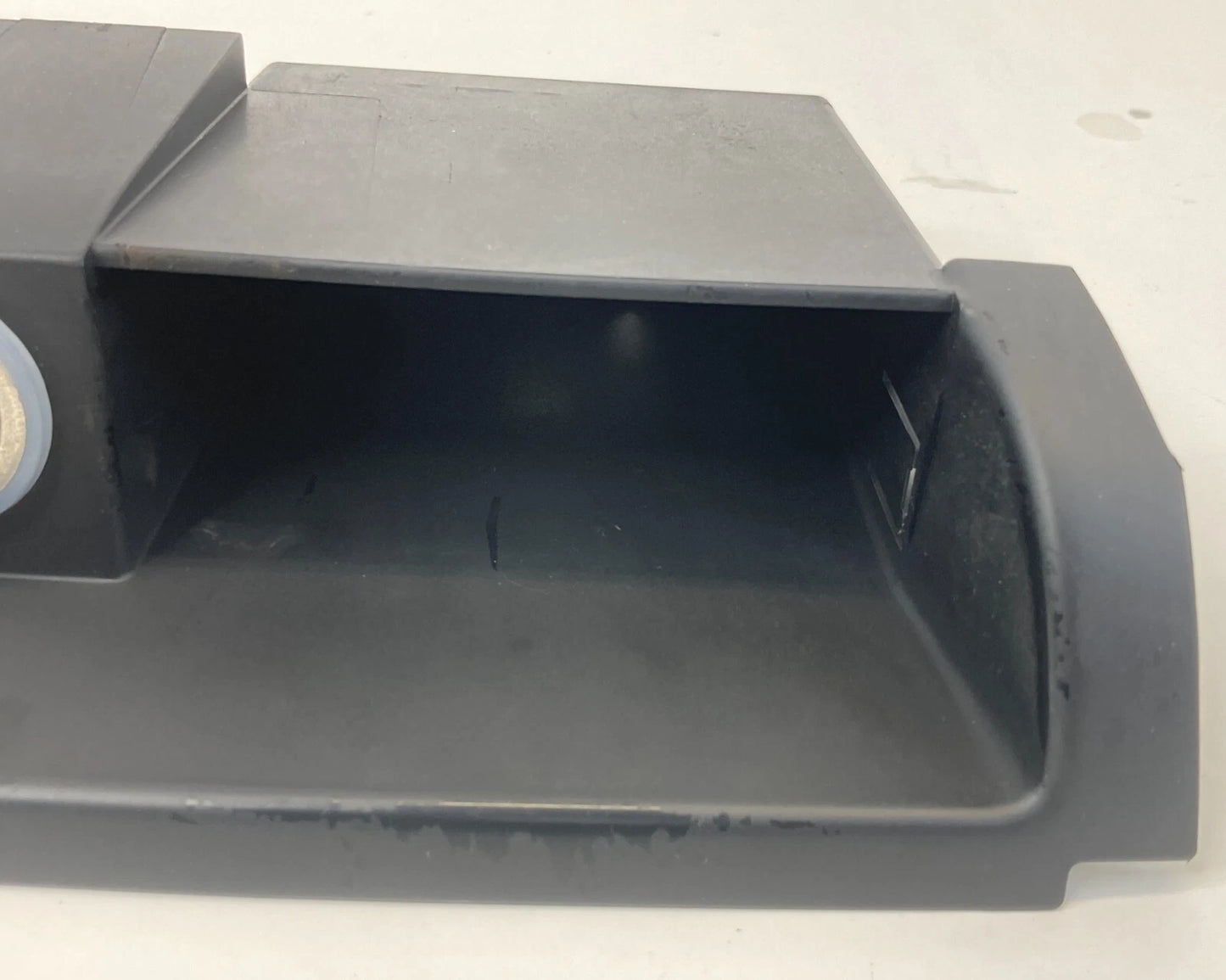 03-11 SAAB 9-3 CENTER CONSOLE STORAGE COMPARTMENT W/ POWER OUTLET 12806033 OEM