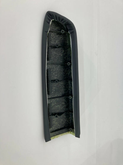 2003 KIA SORENTO REAR LEFT DRIVER SIDE DOOR PANEL ARMREST ARM REST OEM