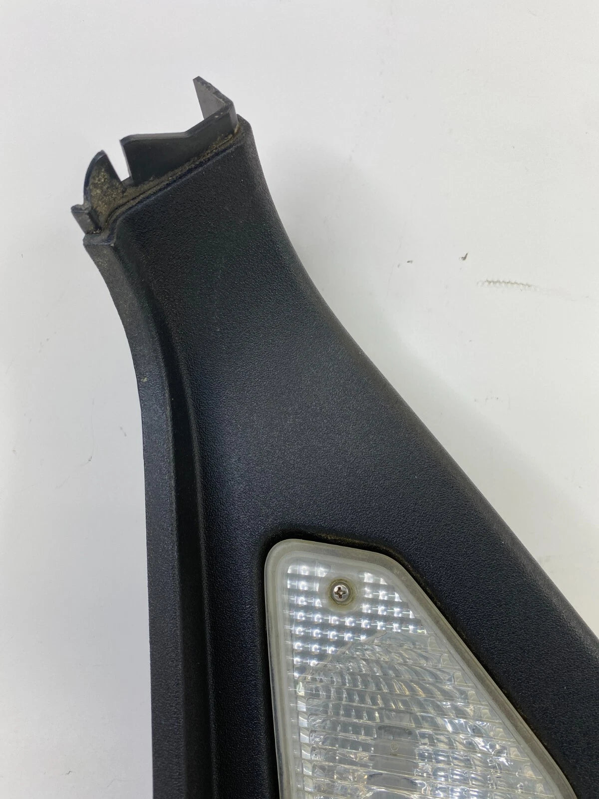 2006-2014 HONDA RIDGELINE REAR RIGHT CARGO LIGHT LAMP TRIM OEM 7441A-SJCA-A000