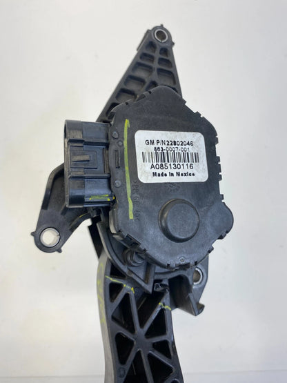 2009-2017 CHEVY TRAVERSE ACADIA ACCELERATOR GAS PEDAL SENSOR ASSY 22802046 OEM