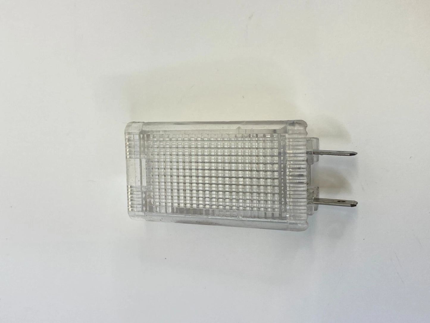 2012-2015 CHEVROLET CAPTIVA SPORT DASH GLOVE BOX INNER COURTESY LIGHT LAMP OEM