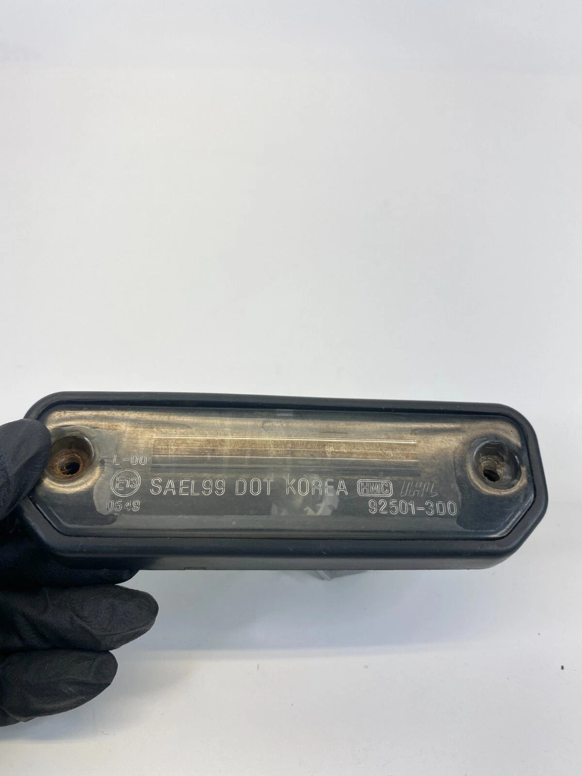 2002-2005 HYUNDAI SONATA REAR LICENSE PLATE TAG LIGHT LAMP OEM FACTORY 92501-3D0