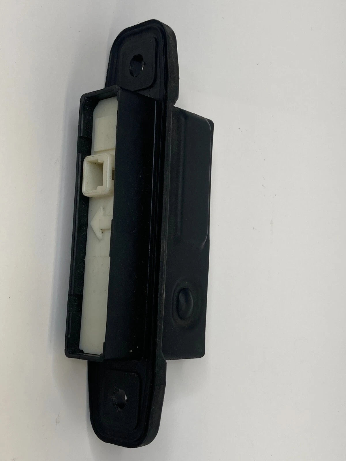 2010 11 12 13 14 2015 TOYOTA PRIUS REAR TRUNK LID TAILGATE RELEASE OPEN SWITCH
