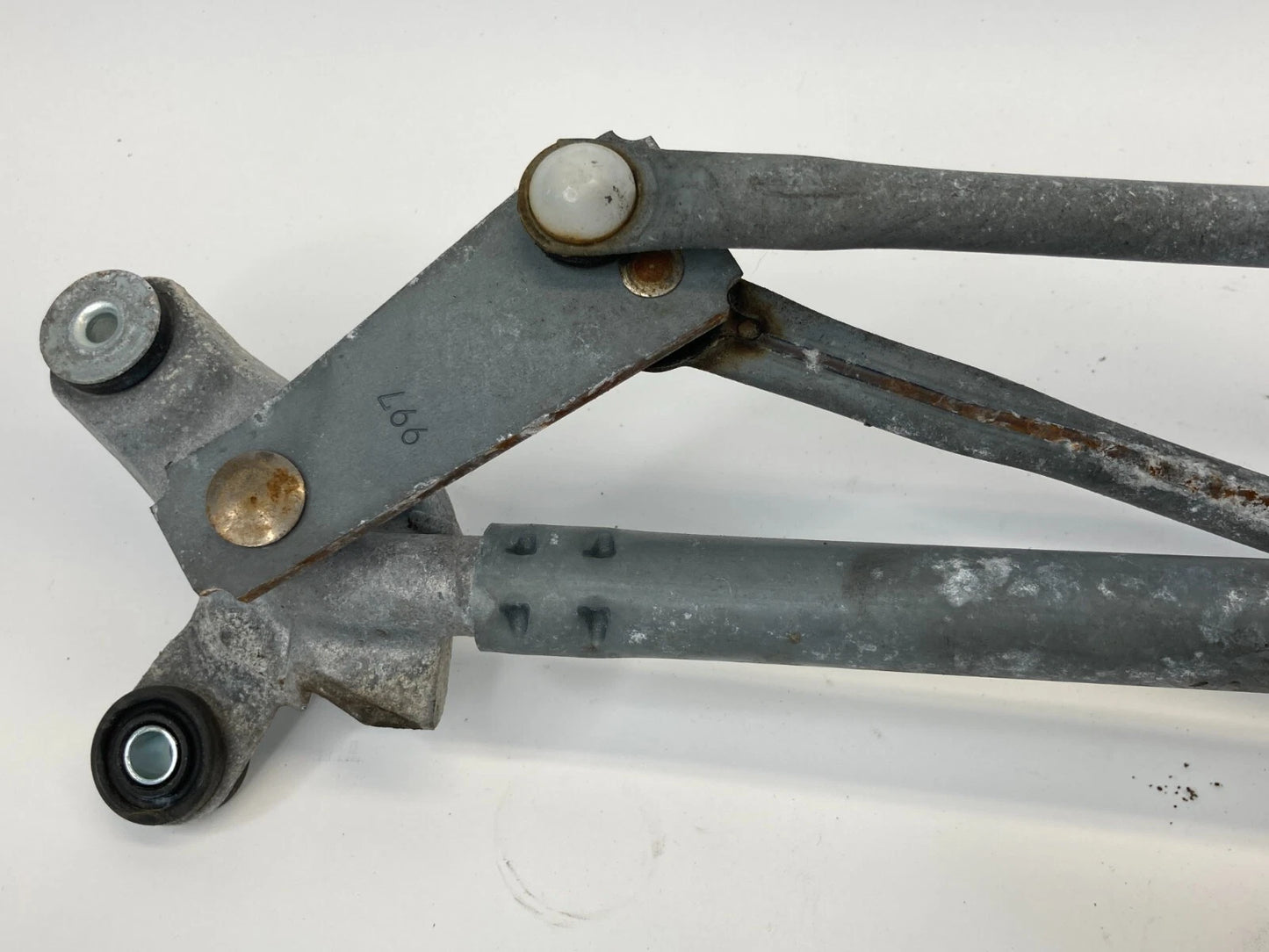 2007-2011 TOYOTA CAMRY FRONT WINDSHIELD WIPER MOTOR & LINKAGE 85110-06060 OEM