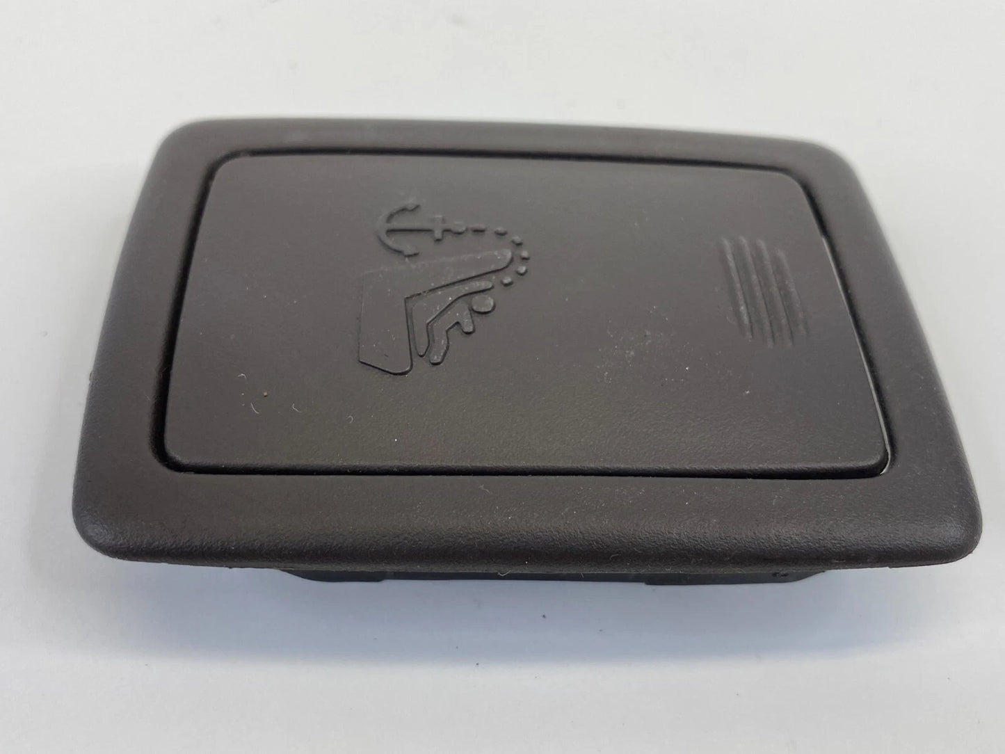 08-12 CHEVY MALIBU REAR DECK SEAT CHILD SAFETY ANCHOR HOOK CAP COVER 15292191