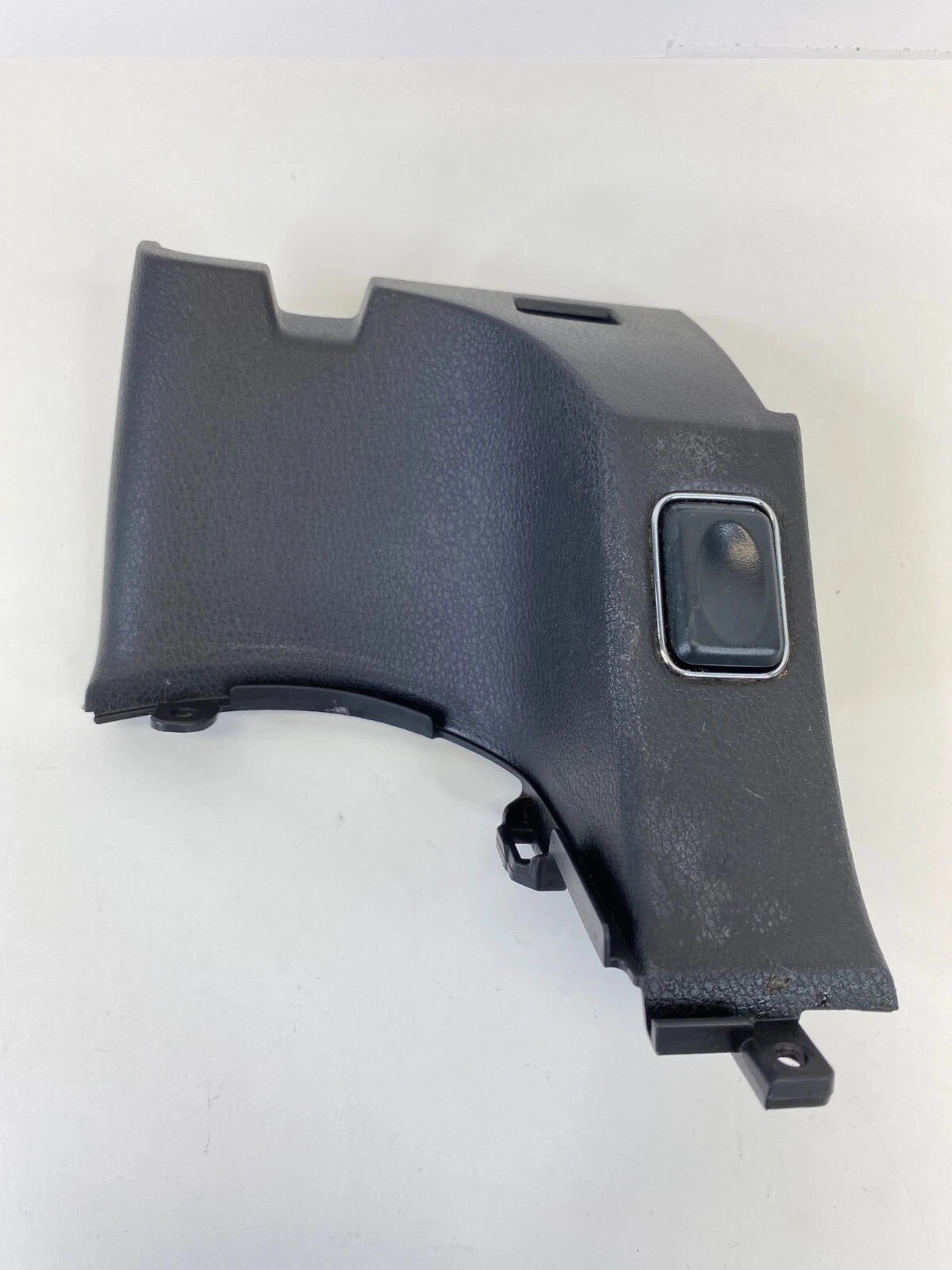 2013-2018 ACURA ILX CENTER CONSOLE ARMREST RELEASE BUTTON BEZEL FR OEM FACTORY