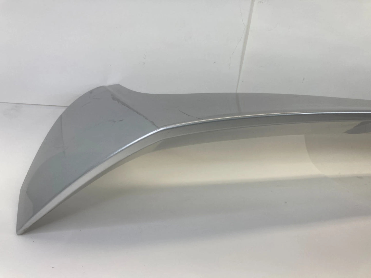 2014-2019 FORD FIESTA HATCHBACK REAR TRUNK SPOILER W/ LIGHT C1BB-A44210 OEM