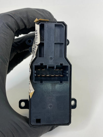 2005-2010 HONDA ODYSSEY FRONT RIGHT WINDOW CONTROL BUTTON SWITCH 83540SHJ-A013M1