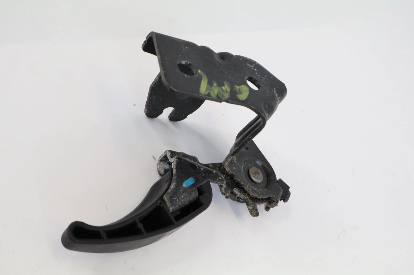 2006-2011 KIA RIO HYUNDAI ACCENT FR HOOD LATCH OPENER RELEASE LEVER HANDLE OEM
