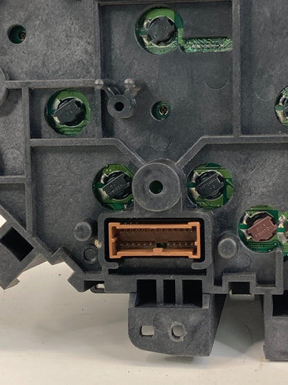 2004 Infiniti G35 Sedan AT Dash Instrument Cluster Speedometer AC362 157K Miles