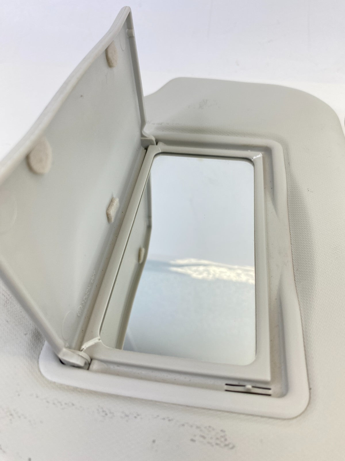 2012-2015 Ford Focus Sedan Sunvisor Set Sun Visor Shade Left & Right Set OEM