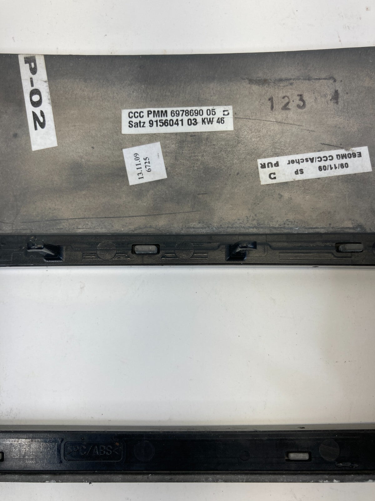 2009 2010 BMW 535i xDrive Front Dash Heated Seat Traction Panel 6978690 OEM