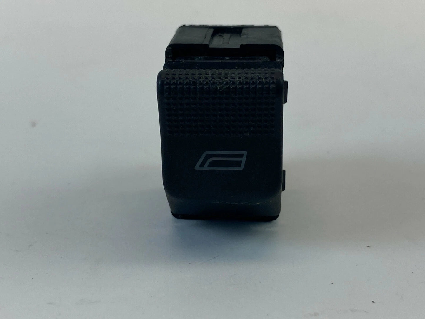 1997-2001 AUDI A4 A4 QUATTRO DOOR POWER WINDOW CONTROL SWITCH 4D0959855 OEM