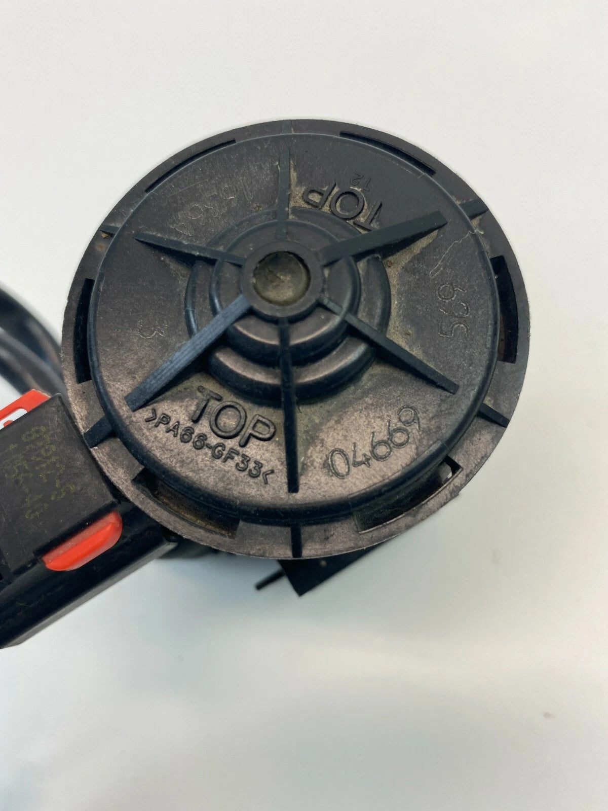 2007 JEEP COMPASS PATRIOT VAPOR CANISTER PURGE VALVE SOLENOID 04669569 OEM