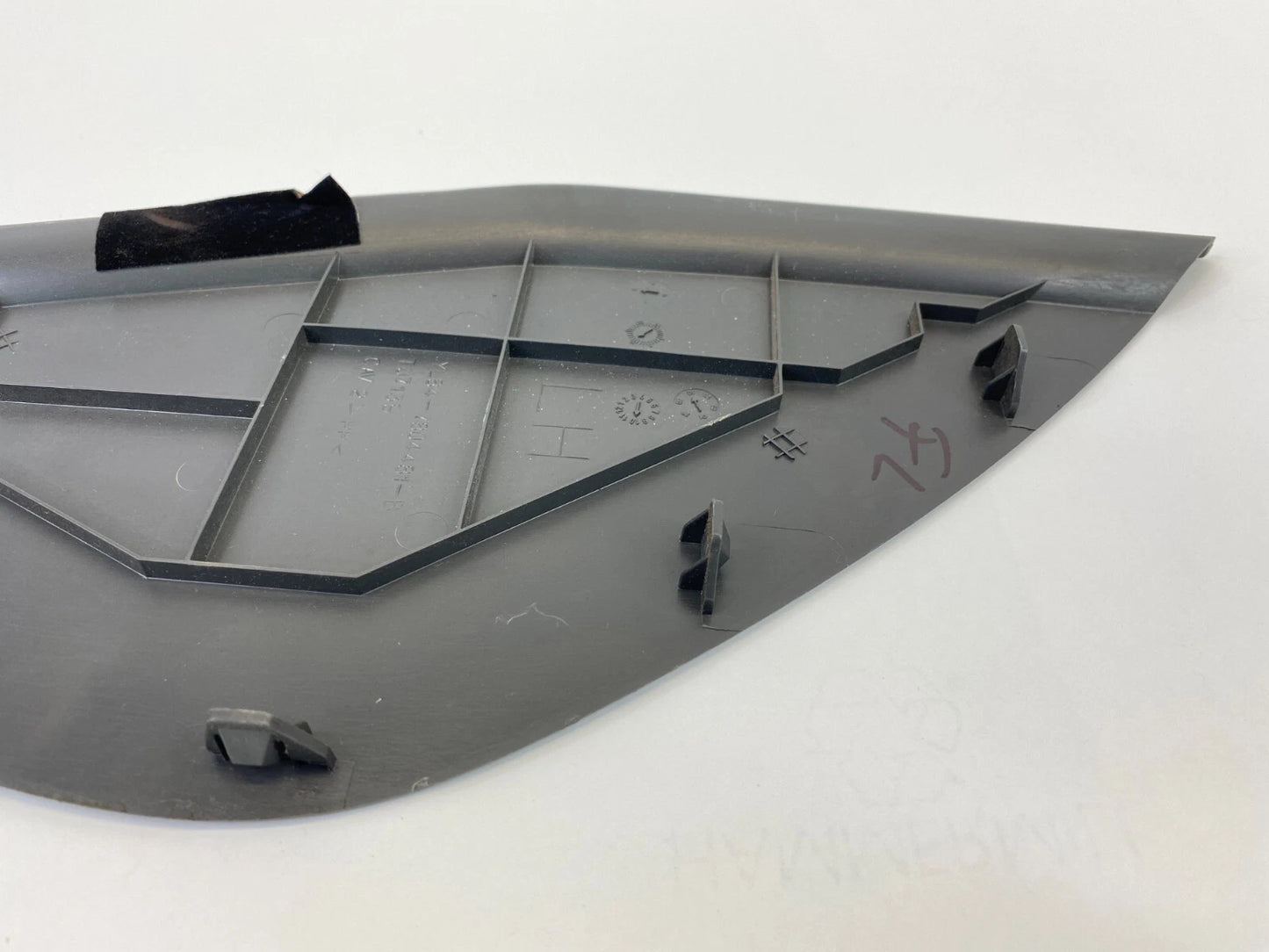 03-07 FORD ESCAPE FRONT DASH LEFT SIDE END CAP COVER TRIM YL84-7804481-B OEM