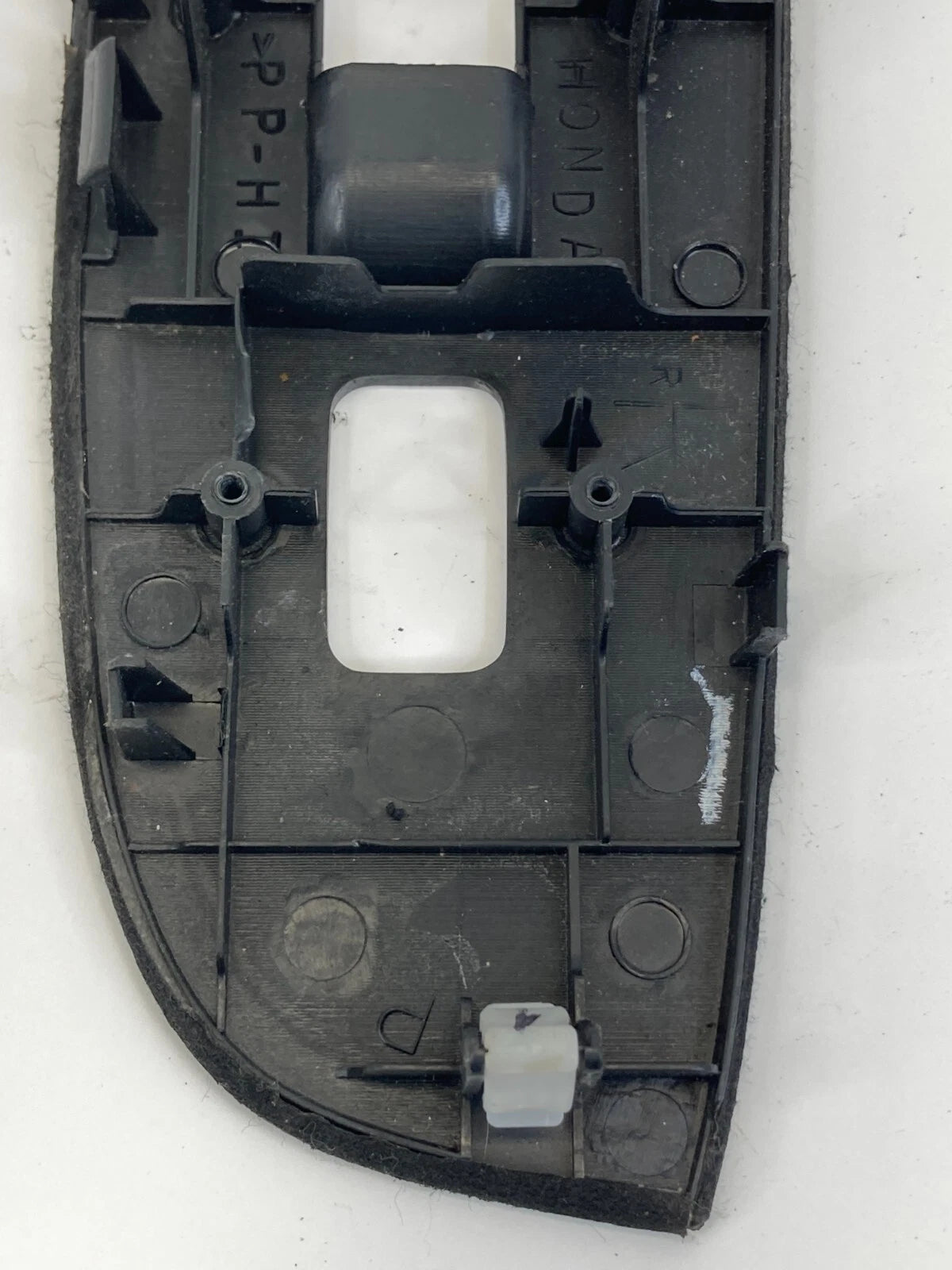 03 04 05 06 07 HONDA ACCORD COUPE FRONT RIGHT DOOR WINDOW SWITCH BEZEL TRIM OEM